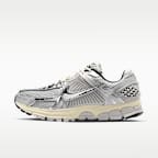 Nike Zoom Vomero 5 Men's Shoes