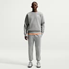 Nike Club Pantalón de tejido Fleece cepillado con bajos elásticos - Hombre