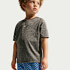 Shorts de tejido Woven Dri-FIT para niños talla pequeña Nike Bold Move