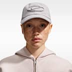 Nike Club Yumuşak Denim Yamalı Şapka