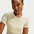 T-shirt Nike Sportswear pour femme