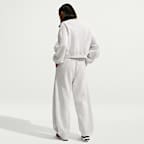 Pants plisados holgados con botones a presión para mujer Nike Studio Fleece Medium Weight