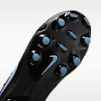 Tacos de fútbol de corte low para terrenos múltiples Nike Jr. Tiempo Maestro Academy