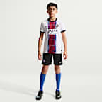 Paris Saint-Germain 2026/27 Stadium Goalkeeper Older Kids' Nike Dri-FIT Football Replica Shorts
