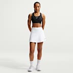 Nike Swoosh gepolsterter Sport-BH mit mittlerem Halt