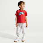 Playera con gráfico infantil Nike