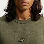 Nike Sportswear Premium Essentials Men's Long-Sleeve T-Shirt