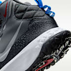 Botas para niños grandes con detalles reflejantes Nike Terrascout