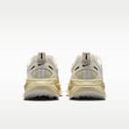Chaussure de running sur route Nike Vomero 18 pour femme