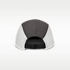 หมวกแก๊ปแบบไร้โครง Swoosh Nike Fly Dri-FIT