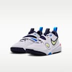Nike Team Hustle D 11 Older Kids' Basketball Shoes