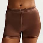 Shorts de tiro medio de 5 cm con cordón de ajuste para mujer NikeSKIMS Satin Shine