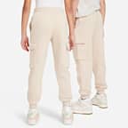 Nike Sportswear Club Fleece Older Kids' Cargo Trousers