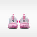 Tenis de básquetbol para niños grandes Nike Team Hustle D 12