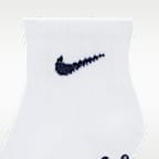 Calcetines al tobillo Swoosh con antideslizante infantiles (3 pares) Nike