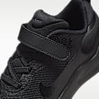 Nike Revolution 7 Younger Kids' Shoes