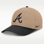 Gorra de rejilla Nike de la MLB ajustable y con estructura A-Frame para hombre Atlanta Braves Rise