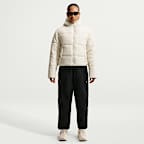 Nike Sportswear Classic Therma-FIT ledig boblejakke med hette til dame