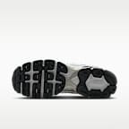 Nike Air Max Moto 2K Men's Shoes
