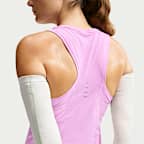 Nike Swift Women's Dri-FIT Seamless Cropped Running Tank Top
