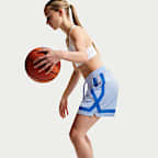 Shorts de básquetbol Dri-FIT de 13 cm para mujer Nike Crossover