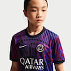 Paris Saint-Germain Deplasman Nike Dri-FIT Maç Öncesi Genç Çocuk Futbol Üstü