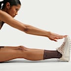 NikeSKIMS Women's Dri-FIT Pilates Grip Crew Socks (1 Pair)