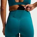 Nike Universa Leggings de 7/8 de talle alto y sujeción media con bolsillos - Mujer