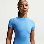 Nike One Fitted Kadın