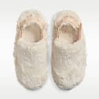 Calzado tipo mule para mujer Nike Calm SE