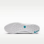 Nike Mercurial Vapor 17 Academy Indoor/Court Low-Top Soccer Shoes