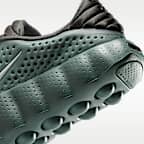 Nike Mind 002 Men's Pregame Shoes