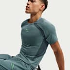 Nike Pro Training Men's Dri-FIT ADV Short-Sleeve Top