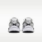 Nike V5 RNR Women's Shoes with Reflective Accents