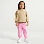 Sudadera con gorro sin cierre de tejido Fleece Studio infantil Nike Sportswear