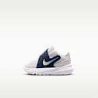 Tenis para bebé e infantil Nike Team Hustle D 12