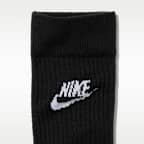 Nike Sportswear Everyday Essential Crew Socks (3 Pairs)