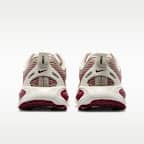 Nike Vomero 18 Older Kids' Road Running Shoes