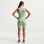 Nike One Fitted Women's Dri-FIT Cropped Tank Top