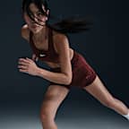 Shorts Dri-FIT 2 en 1 de tiro medio de 8 cm para mujer Nike One