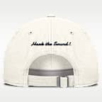 Gorra universitaria Nike ajustable para hombre North Carolina Natural Club