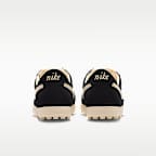 Tenis para mujer Nike Astrograbber Suede