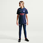 Paris Saint-Germain Academy Pro Older Kids' Nike Dri-FIT Football Short-Sleeve Knit Top