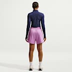 Shorts Dri-FIT de tiro medio de 10 cm para mujer Nike Attack