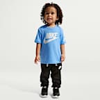 Playera Futura Evergreen para niños talla pequeña Nike