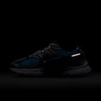 Nike V5 RNR Women's Shoes with Reflective Design Accents