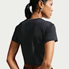 Playera slim cropped para mujer Nike Sportswear Chill Knit