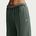 Pants de tiro medio y pierna amplia para mujer Nike Studio Fleece Medium-Weight Plush