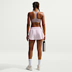 Brassière de sport rembourrée à maintien normal Nike Swoosh pour Femme