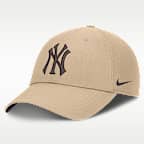 Gorra Nike Dri-FIT de la MLB ajustable para hombre New York Yankees Club